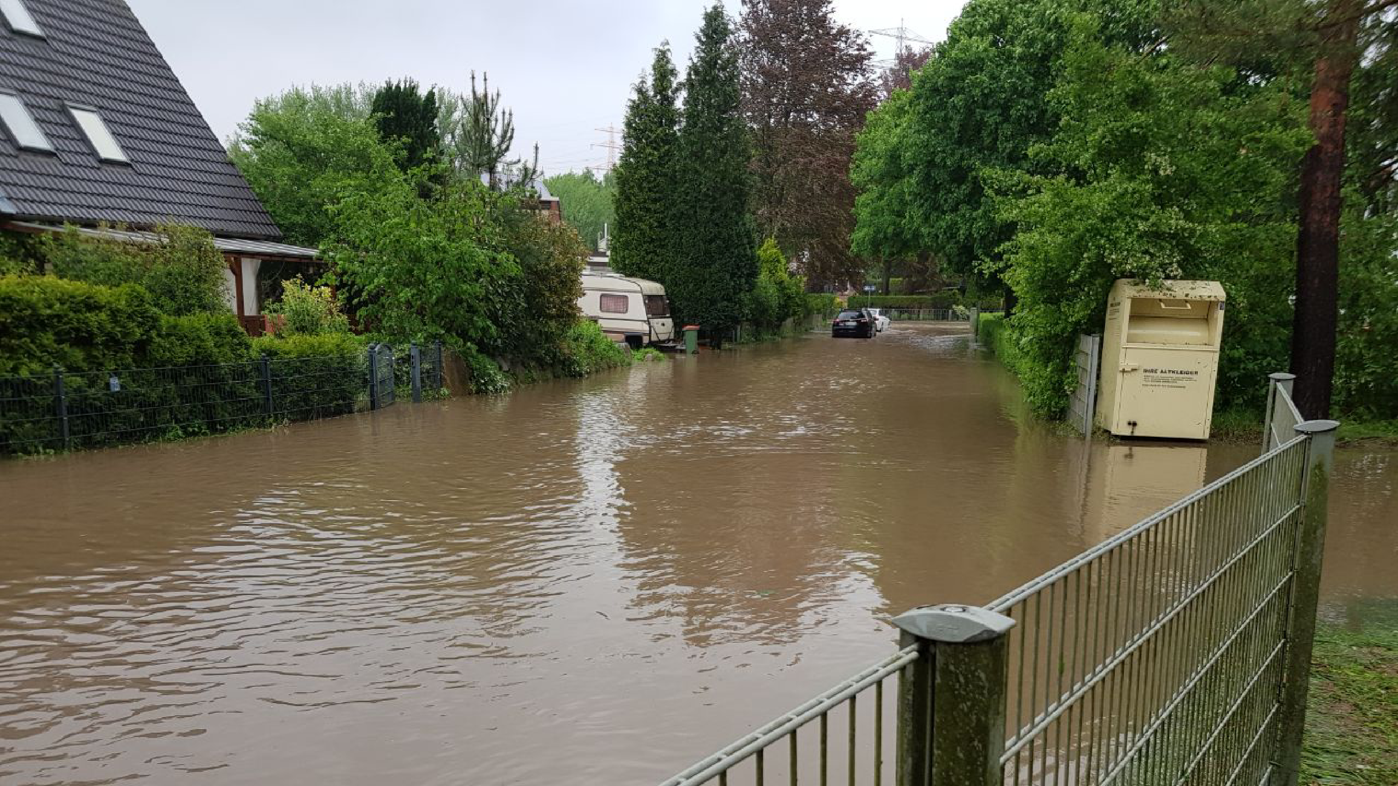 Unwetter über dem Hamburger Osten