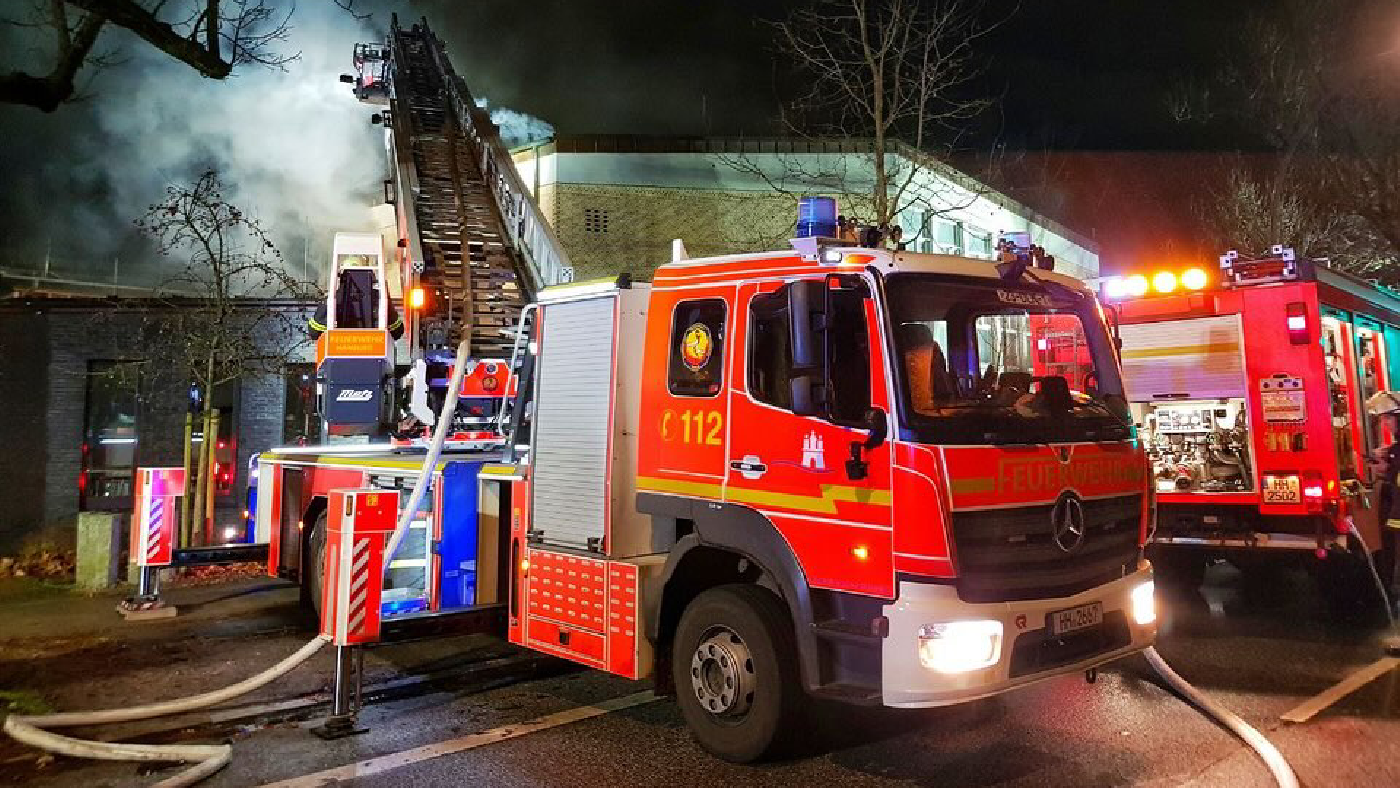 Cobra-Einsatz & Dachhautöffnung bei Aulabrand