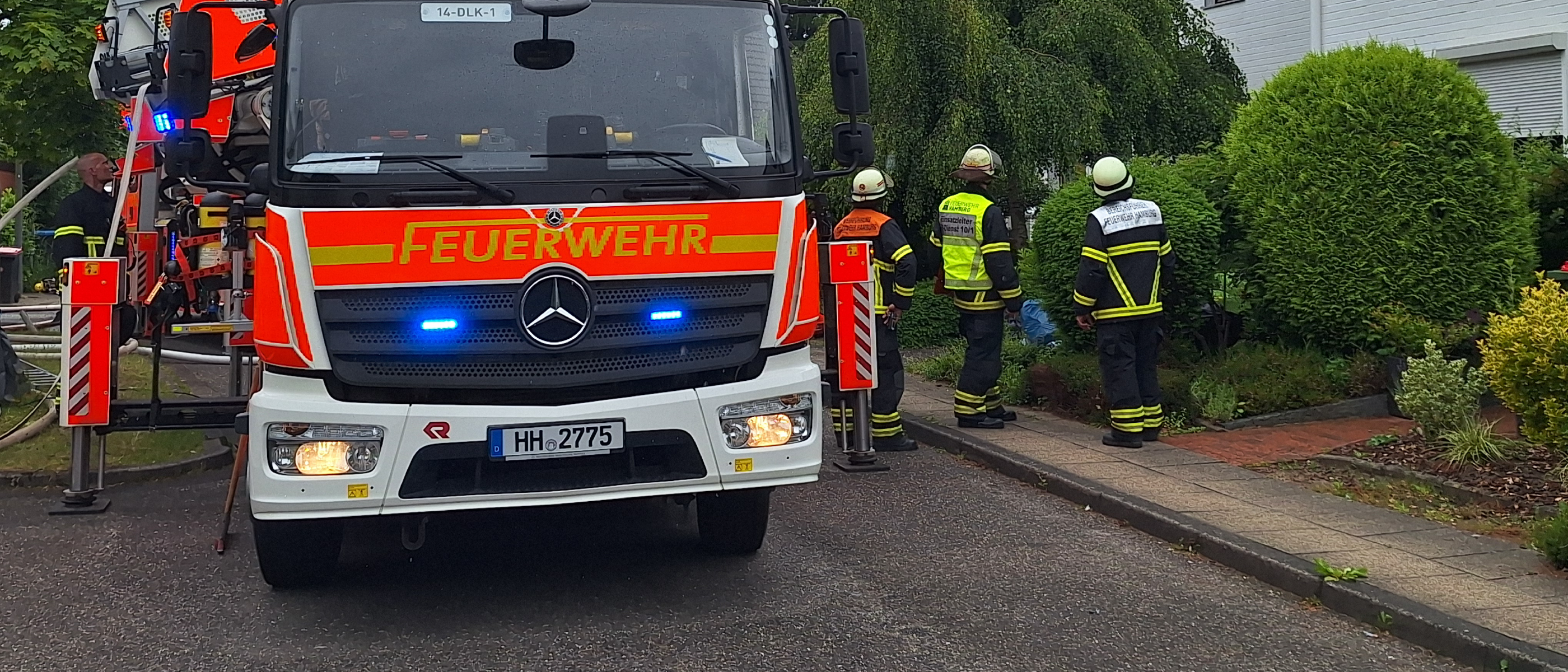 Dachstuhlbrand in Reihenhaus